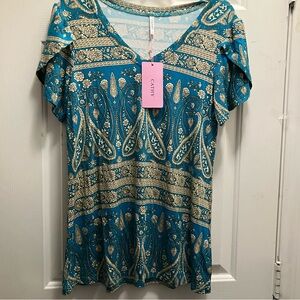 Cathy turquoise Medium rayon Short Sleeve blouse with a golden paisley print NWT